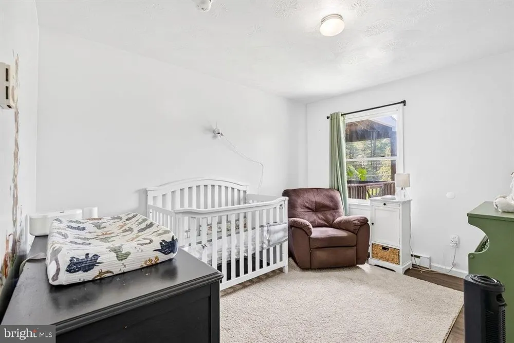 4695 E EAST SIDE HIGHWAY Grottoes, VA 24441