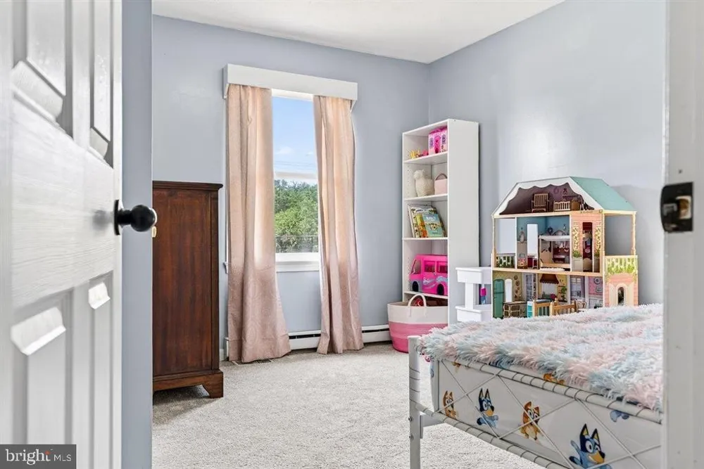 4695 E EAST SIDE HIGHWAY Grottoes, VA 24441