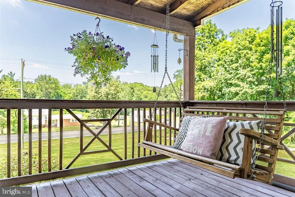 4695 E EAST SIDE HIGHWAY Grottoes, VA 24441