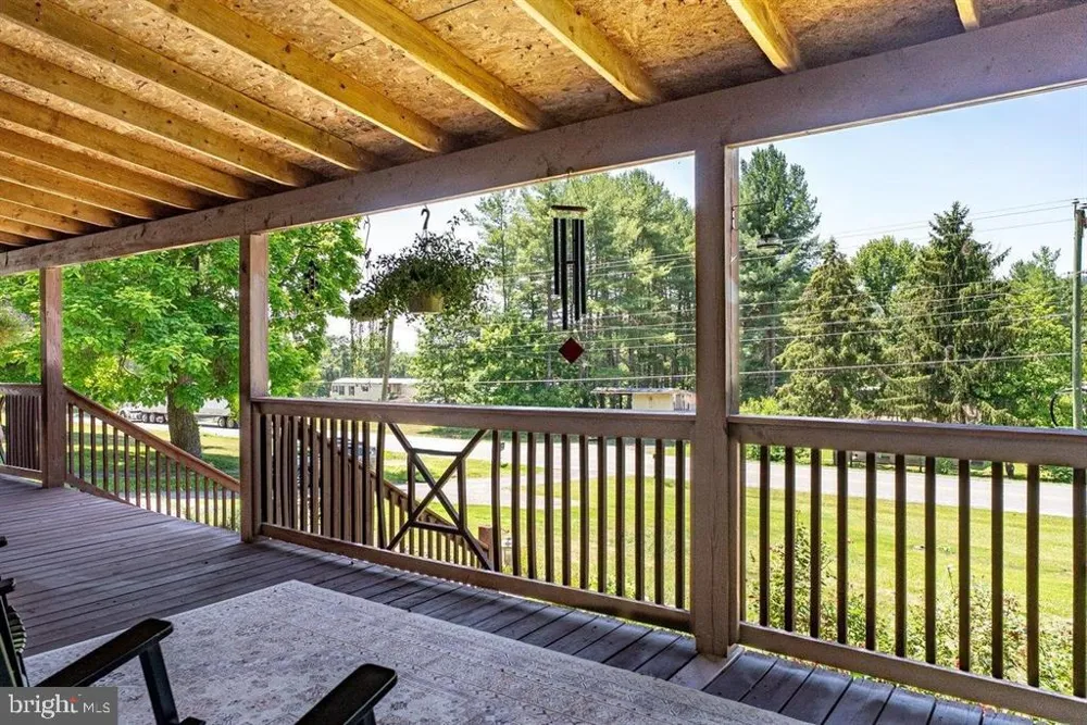 4695 E EAST SIDE HIGHWAY Grottoes, VA 24441