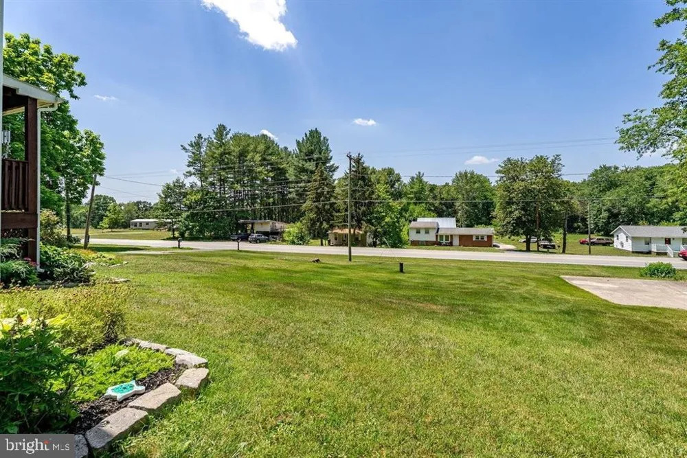 4695 E EAST SIDE HIGHWAY Grottoes, VA 24441