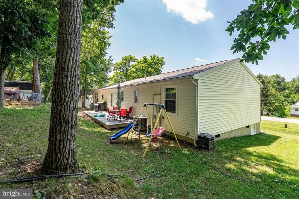 4695 E EAST SIDE HIGHWAY Grottoes, VA 24441