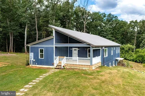 8905 SHADE TREE LANE