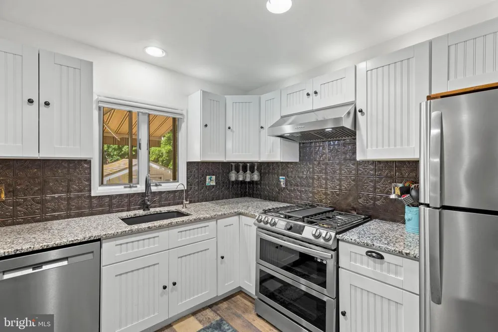2709 BAY DRIVE Villas, NJ 08251