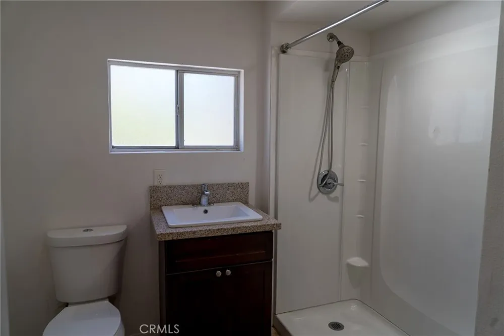6594 Smith Jurupa Valley, CA 91752