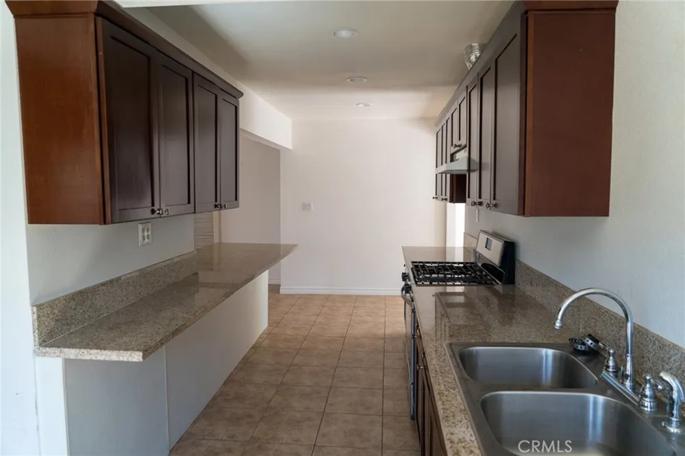 6594 Smith Jurupa Valley, CA 91752