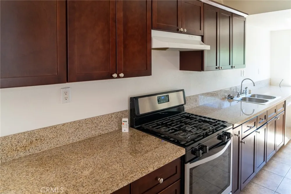 6594 Smith Jurupa Valley, CA 91752
