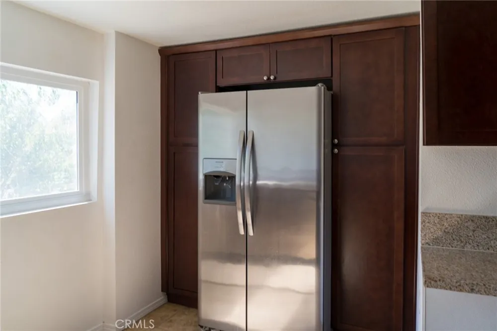 6594 Smith Jurupa Valley, CA 91752