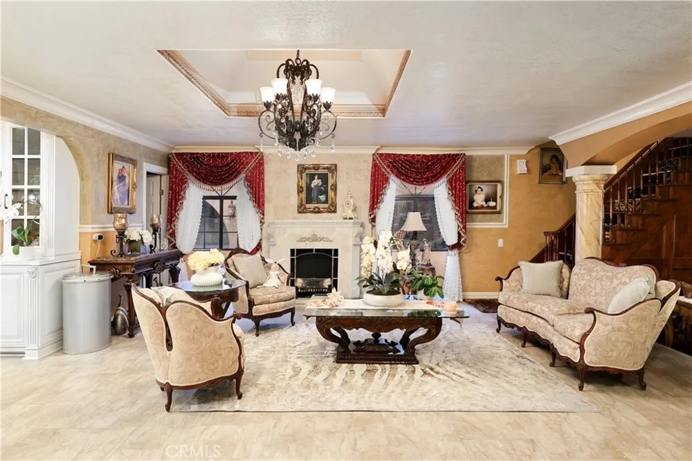 8906 Brock Avenue Downey, CA 90240