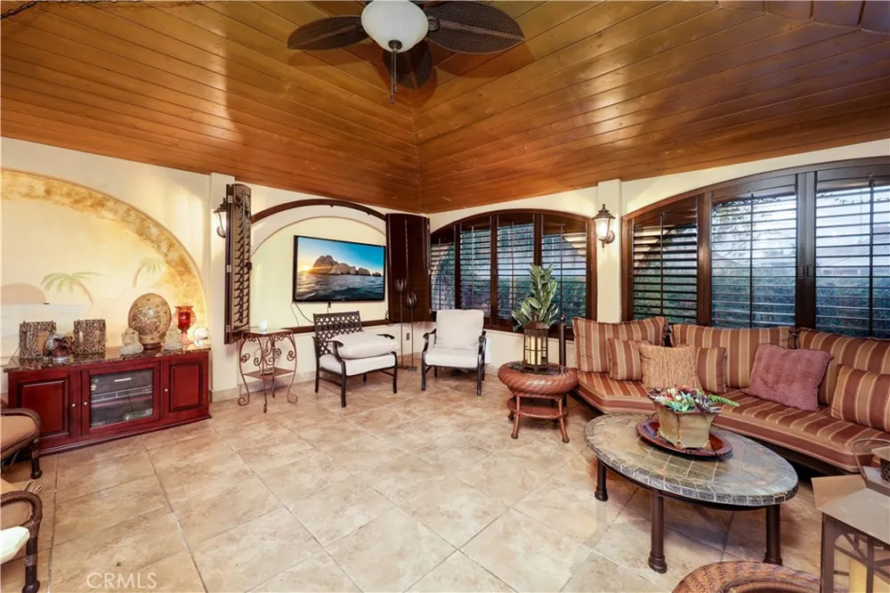 8906 Brock Avenue Downey, CA 90240