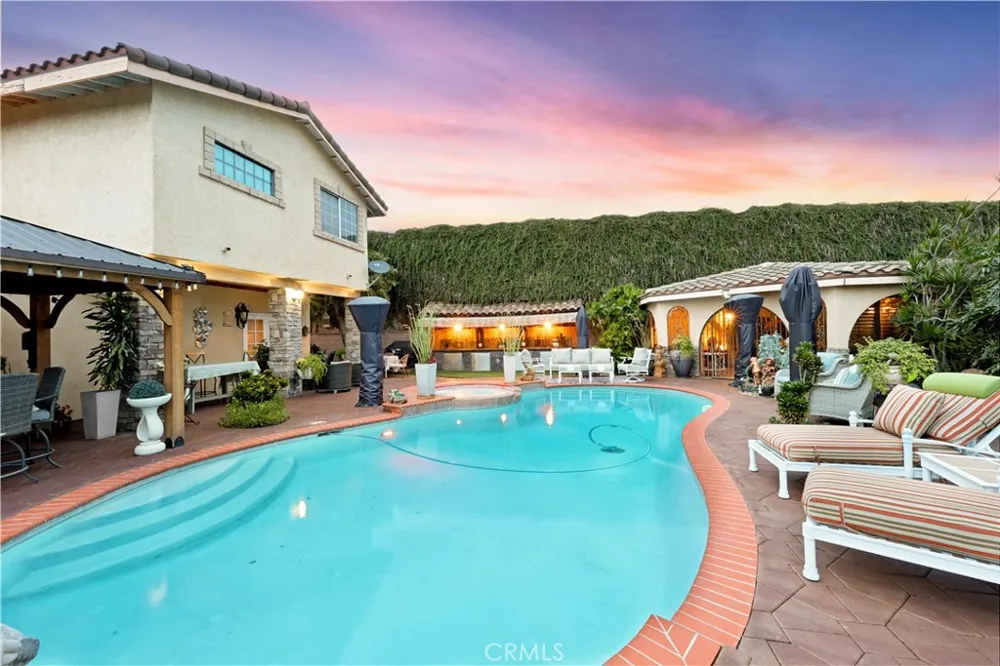 8906 Brock Avenue Downey, CA 90240