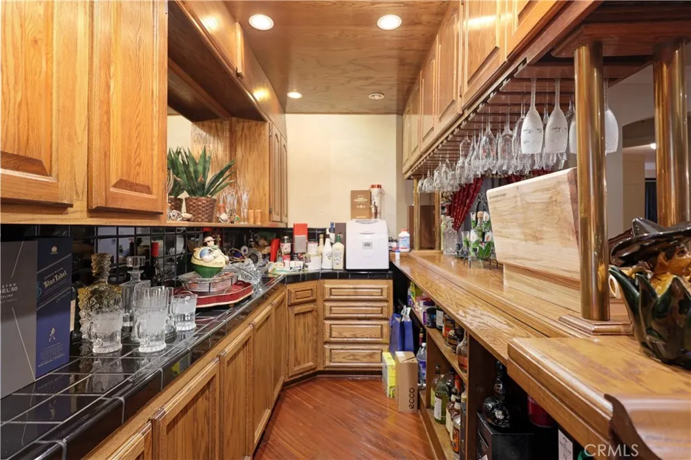8906 Brock Avenue Downey, CA 90240