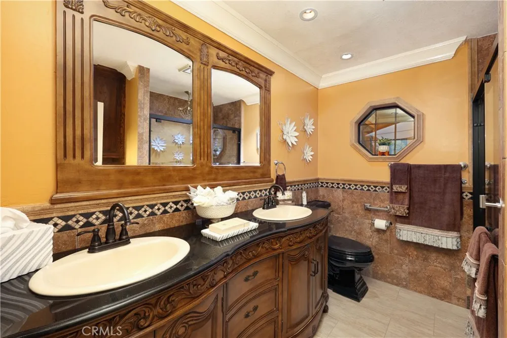 8906 Brock Avenue Downey, CA 90240