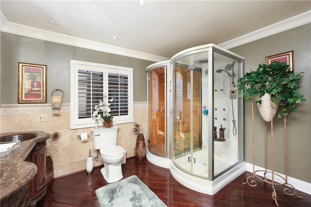8906 Brock Avenue Downey, CA 90240