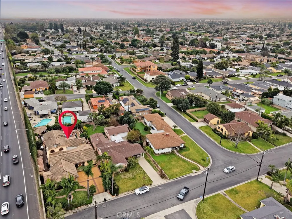 8906 Brock Avenue Downey, CA 90240