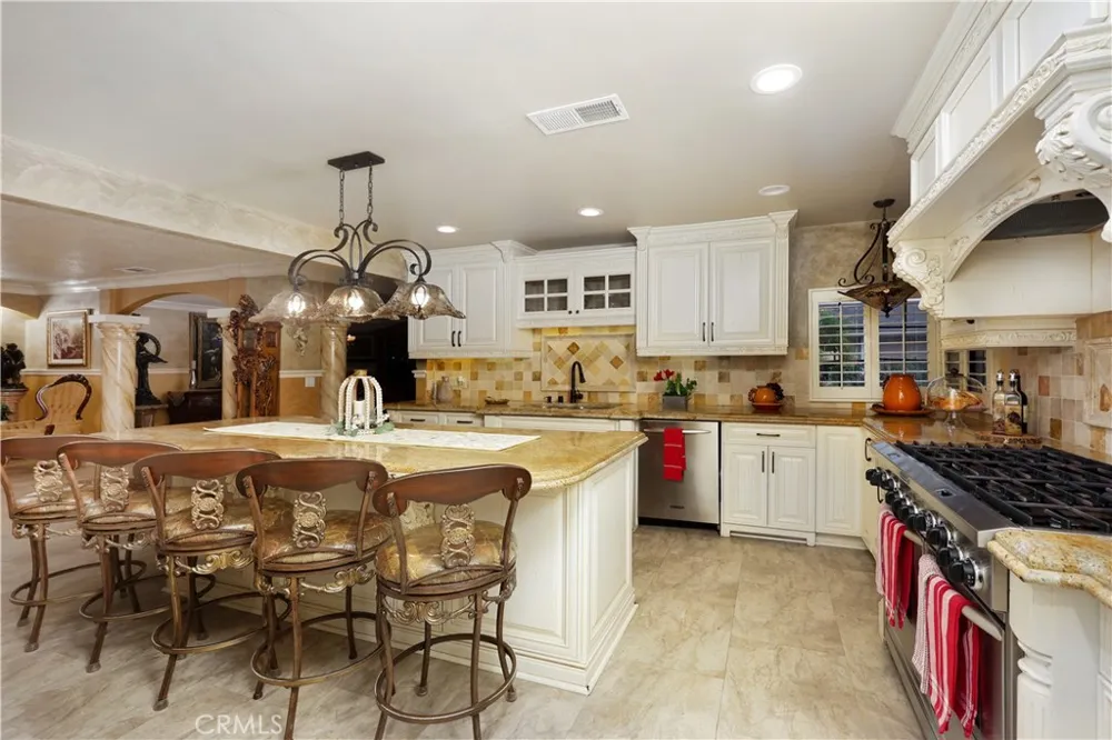 8906 Brock Avenue Downey, CA 90240