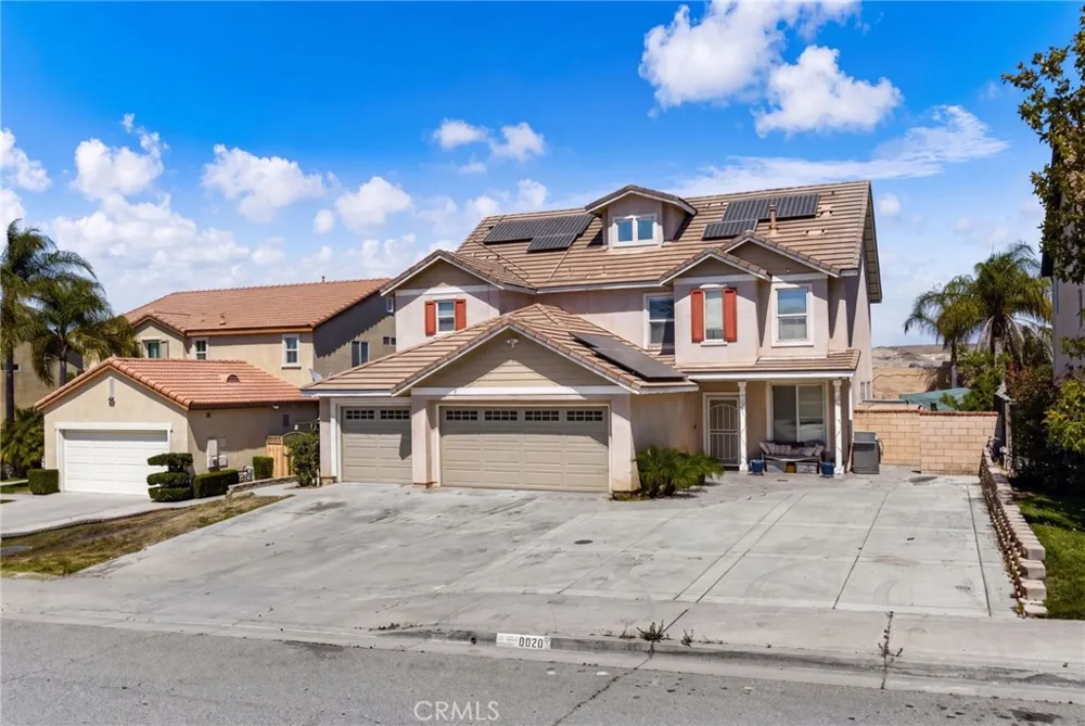 8028 La Crosse Way Riverside, CA 92508