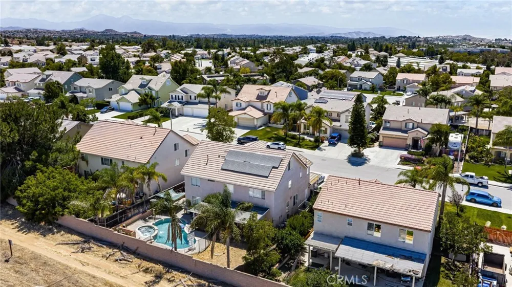 8028 La Crosse Way Riverside, CA 92508