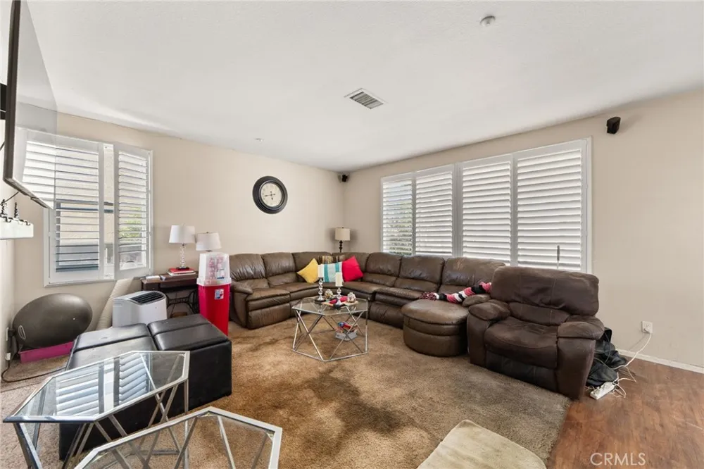 8028 La Crosse Way Riverside, CA 92508