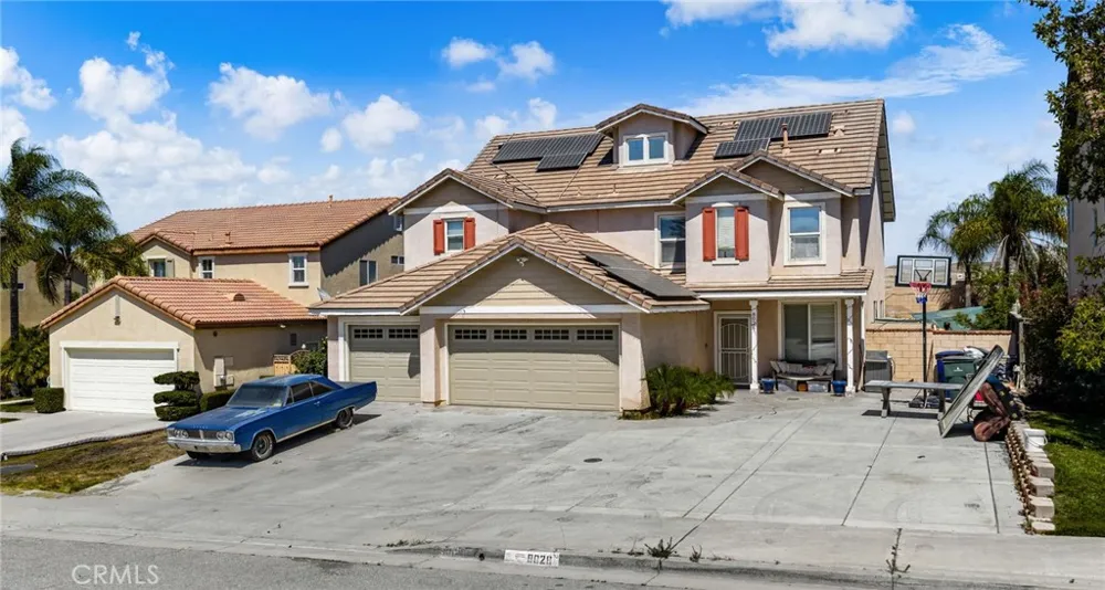 8028 La Crosse Way Riverside, CA 92508