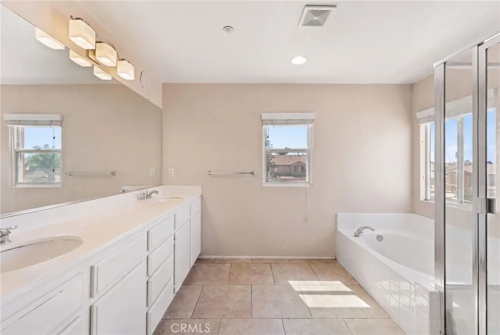 8028 La Crosse Way Riverside, CA 92508