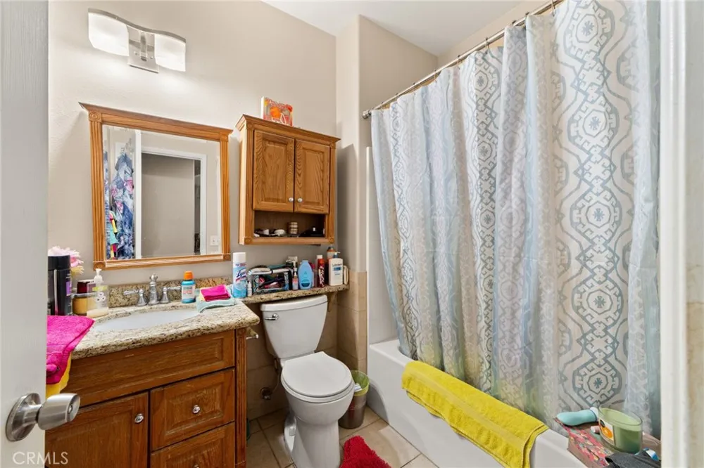 8028 La Crosse Way Riverside, CA 92508