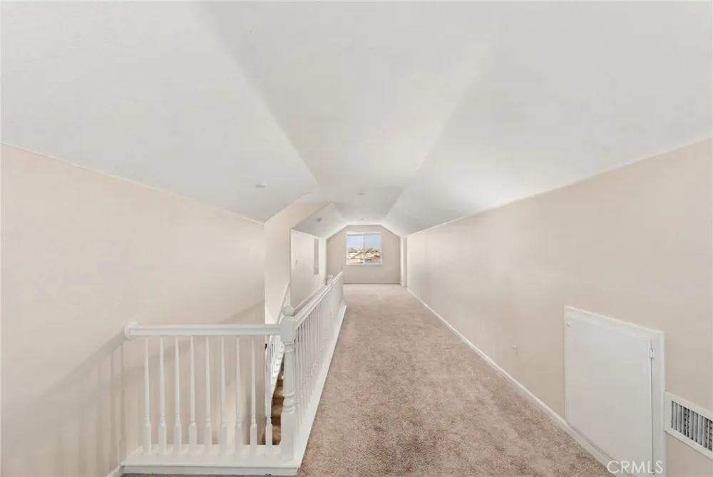 8028 La Crosse Way Riverside, CA 92508