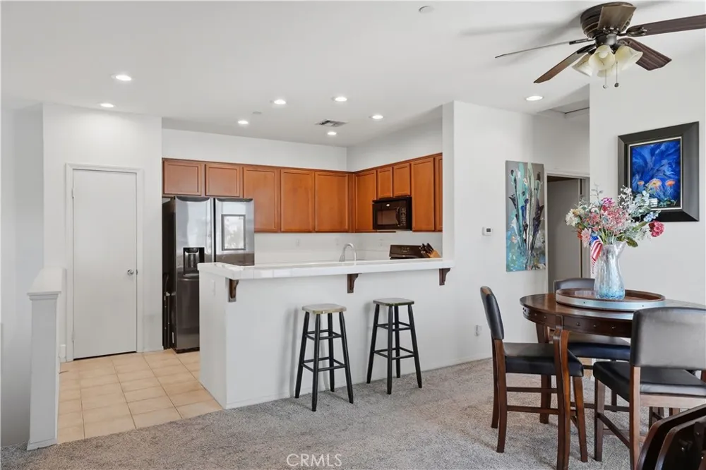 16710 Nicklaus #74 Sylmar, CA 91342