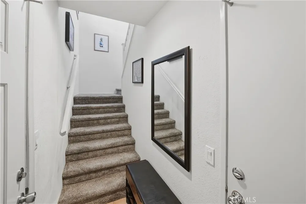 16710 Nicklaus #74 Sylmar, CA 91342