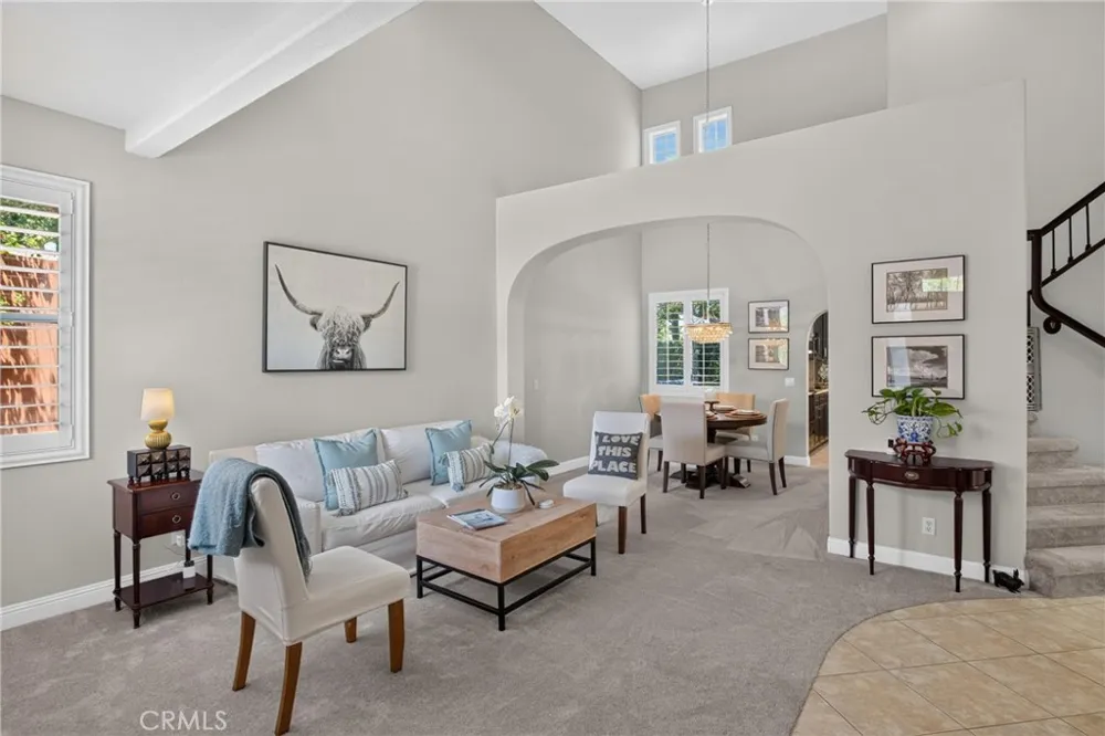 257 Windrose Court Newbury Park, CA 91320