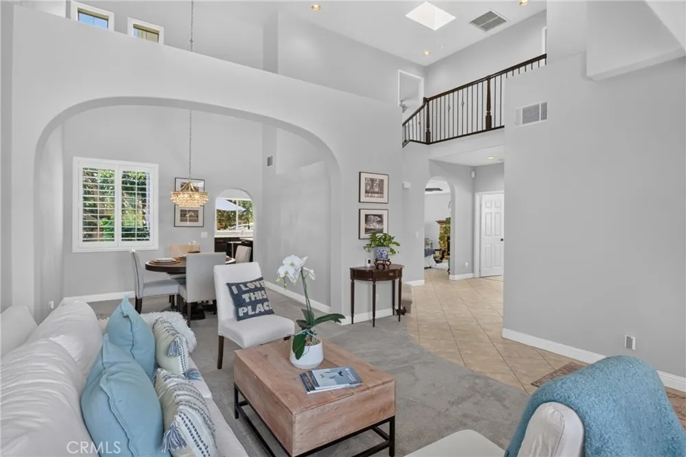 257 Windrose Court Newbury Park, CA 91320