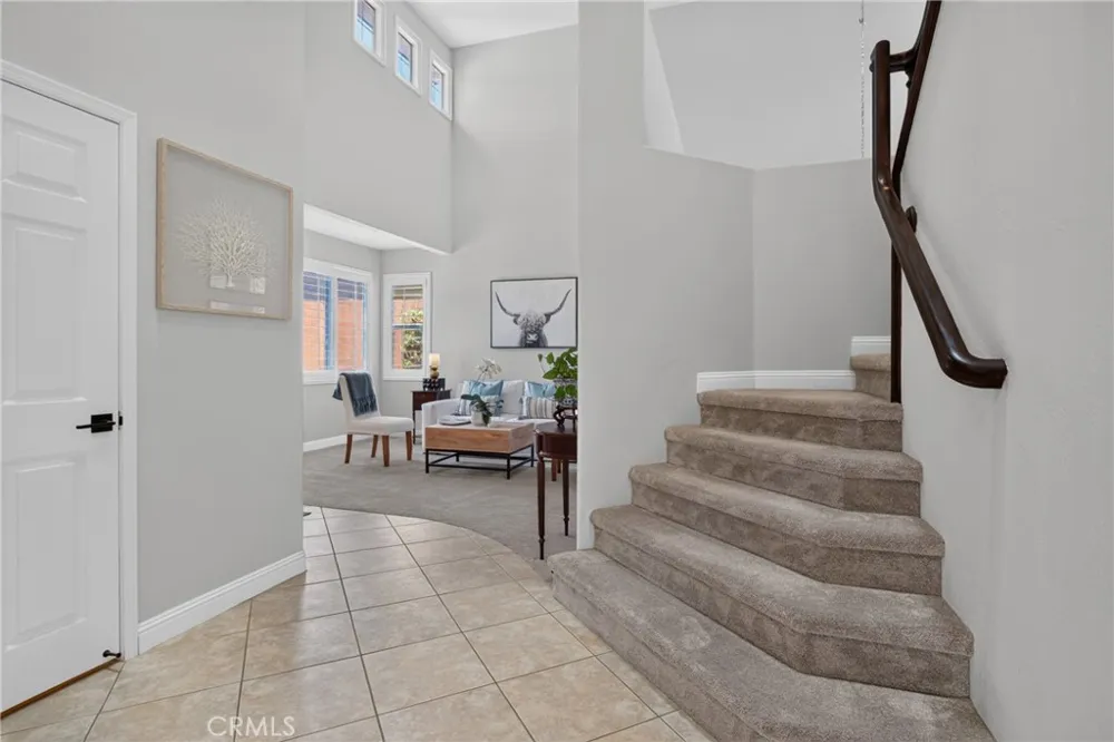 257 Windrose Court Newbury Park, CA 91320