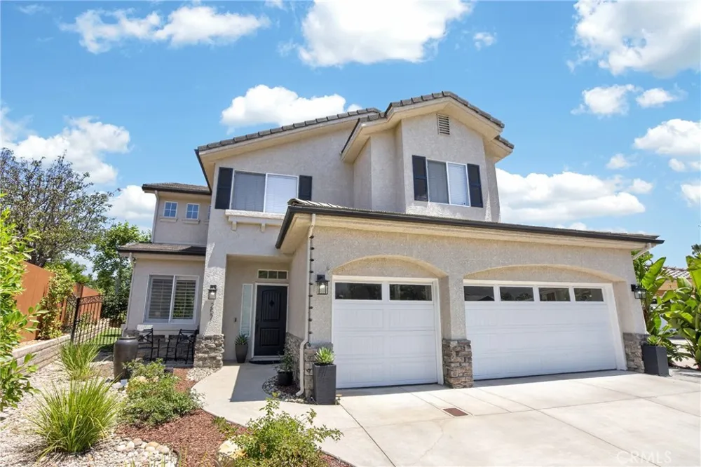 257 Windrose Court Newbury Park, CA 91320