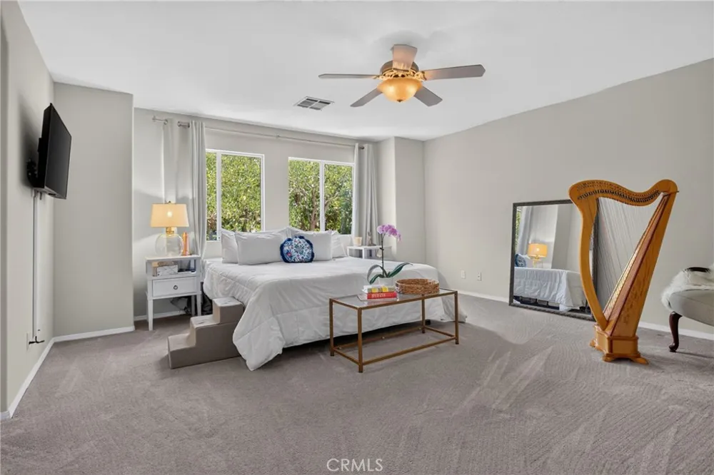 257 Windrose Court Newbury Park, CA 91320