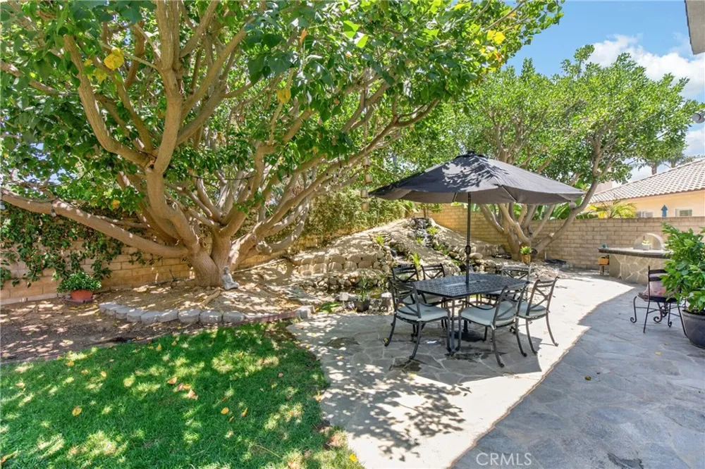 257 Windrose Court Newbury Park, CA 91320