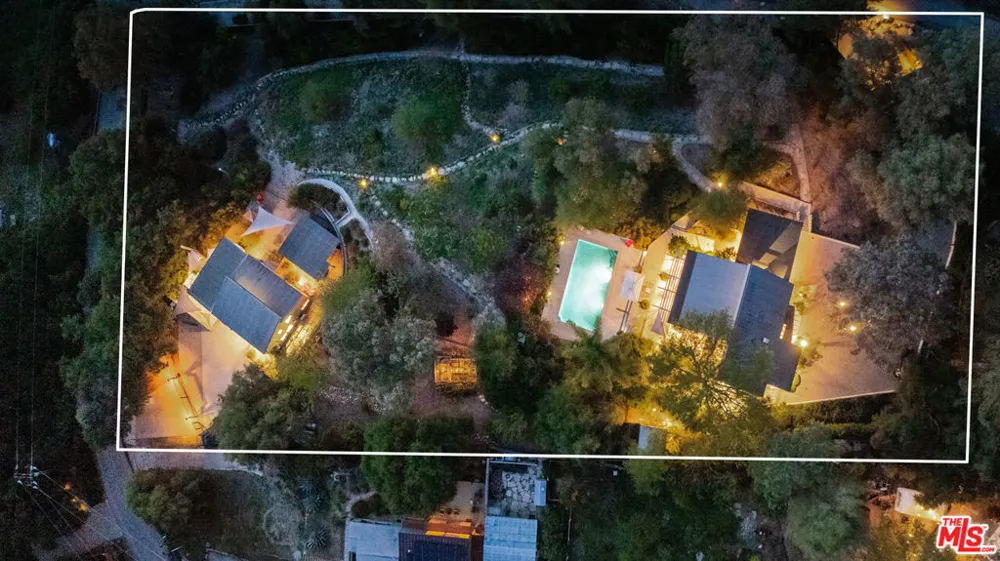 20605 Cheney Drive Topanga, CA 90290