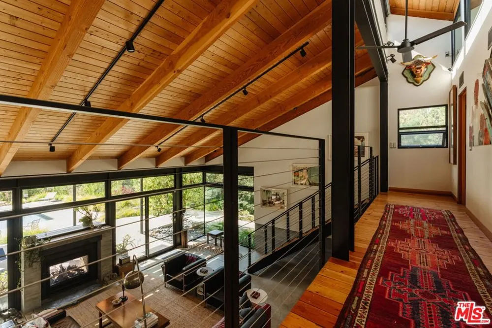 20605 Cheney Drive Topanga, CA 90290