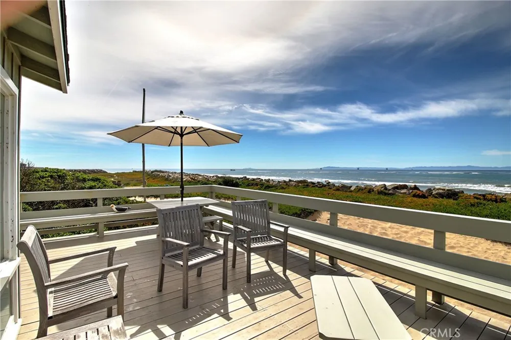 539 Sand Point Carpinteria, CA 93013
