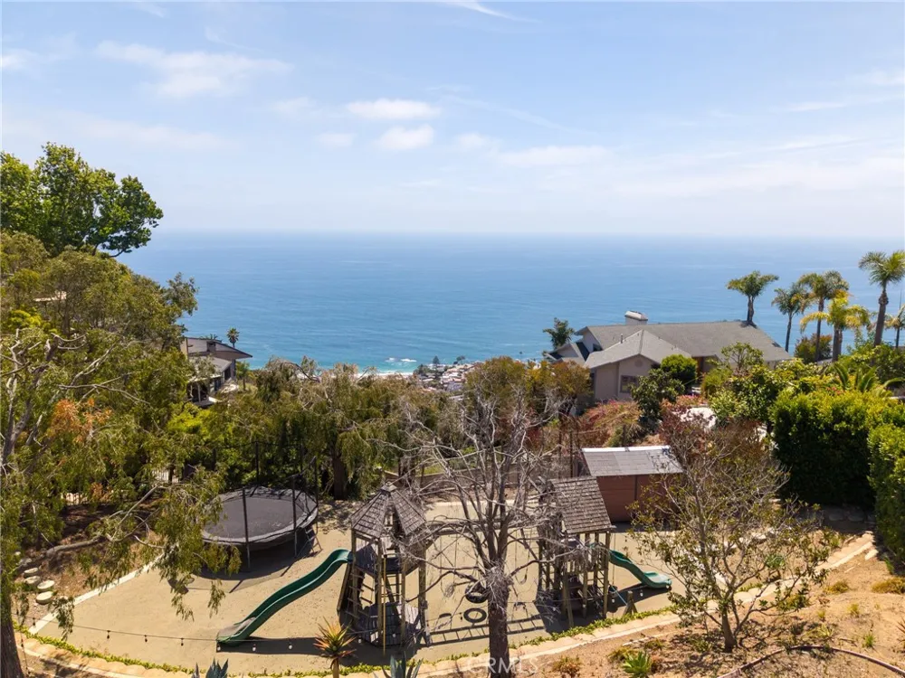 719 Davis Way Laguna Beach, CA 92651