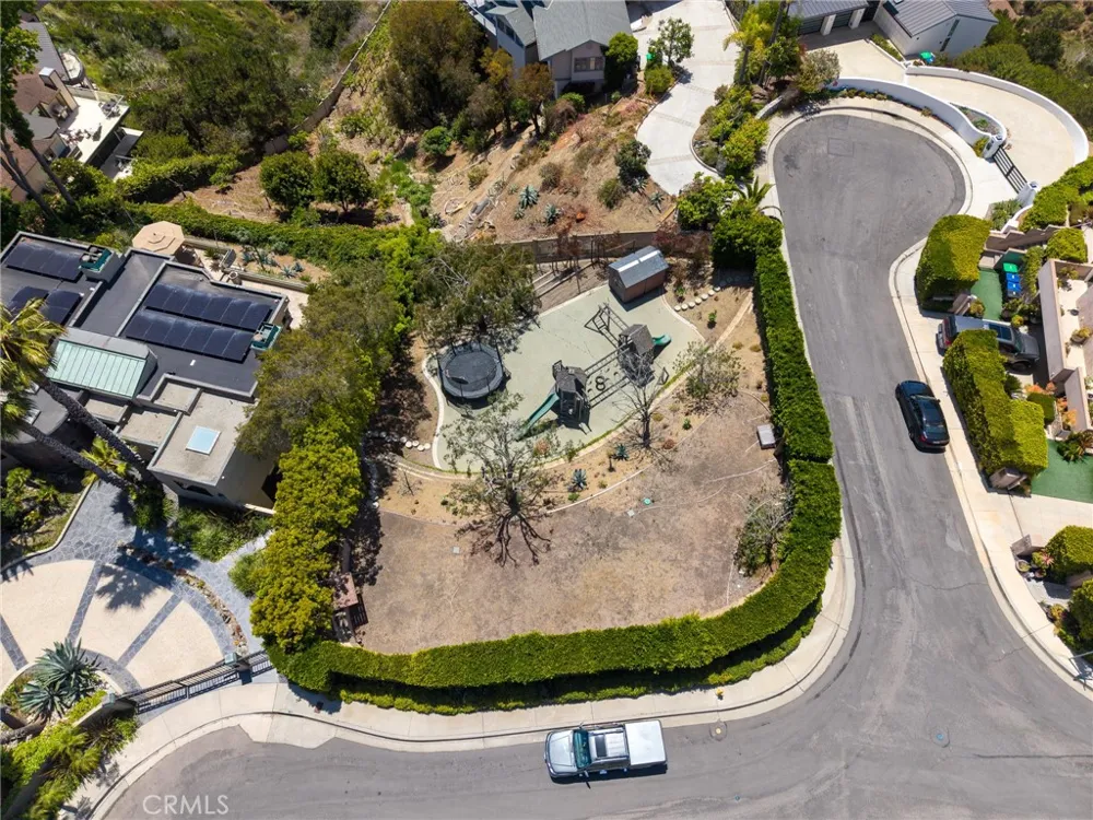 719 Davis Way Laguna Beach, CA 92651