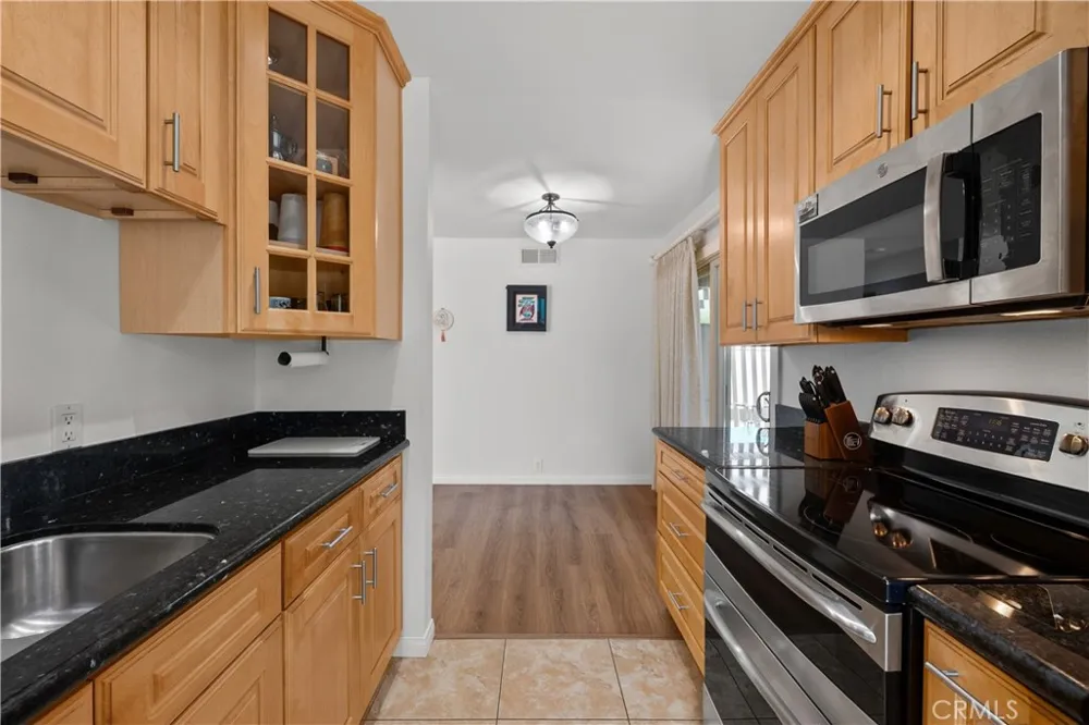 2192 Dawn Court Thousand Oaks, CA 91362