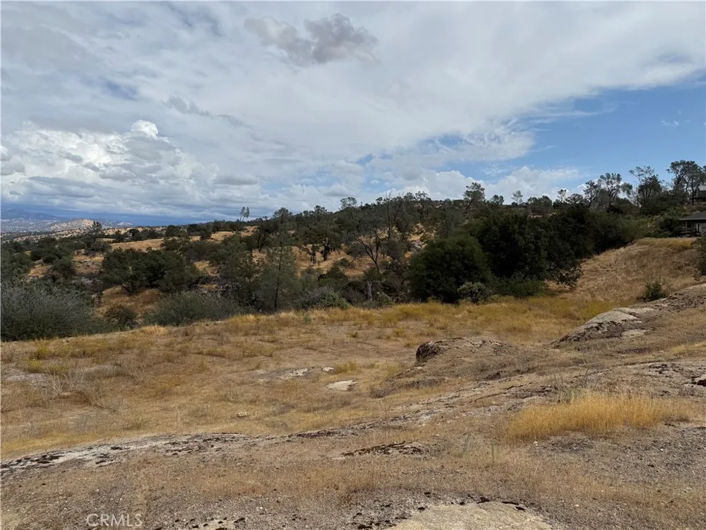 1572 Lilley Mountain Coarsegold, CA 93614