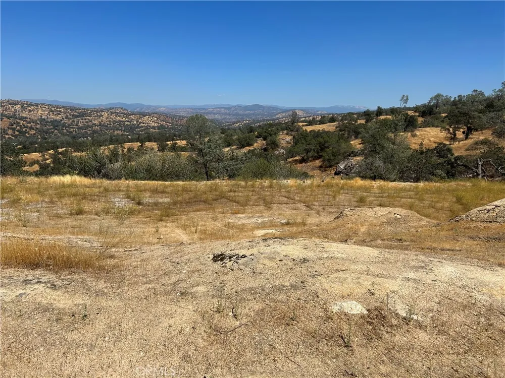 1572 Lilley Mountain Coarsegold, CA 93614