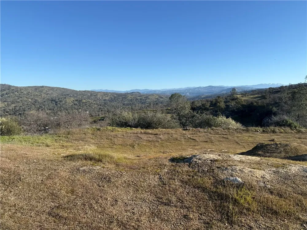 1572 Lilley Mountain Coarsegold, CA 93614