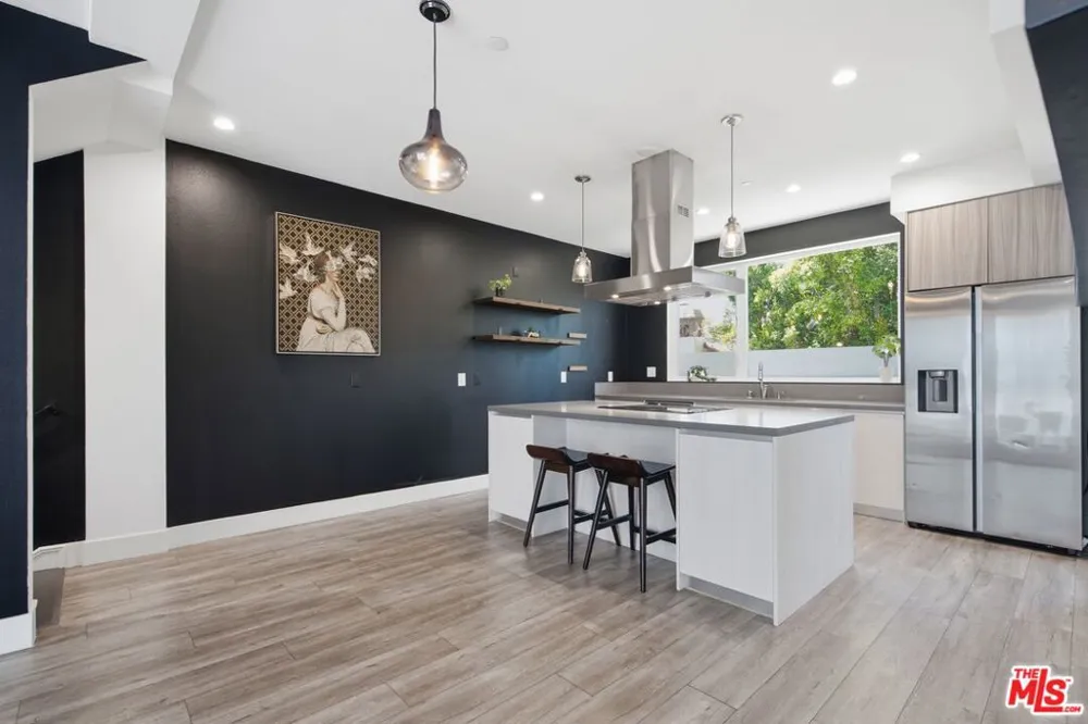 5504 W Olympic Boulevard Los Angeles, CA 90036