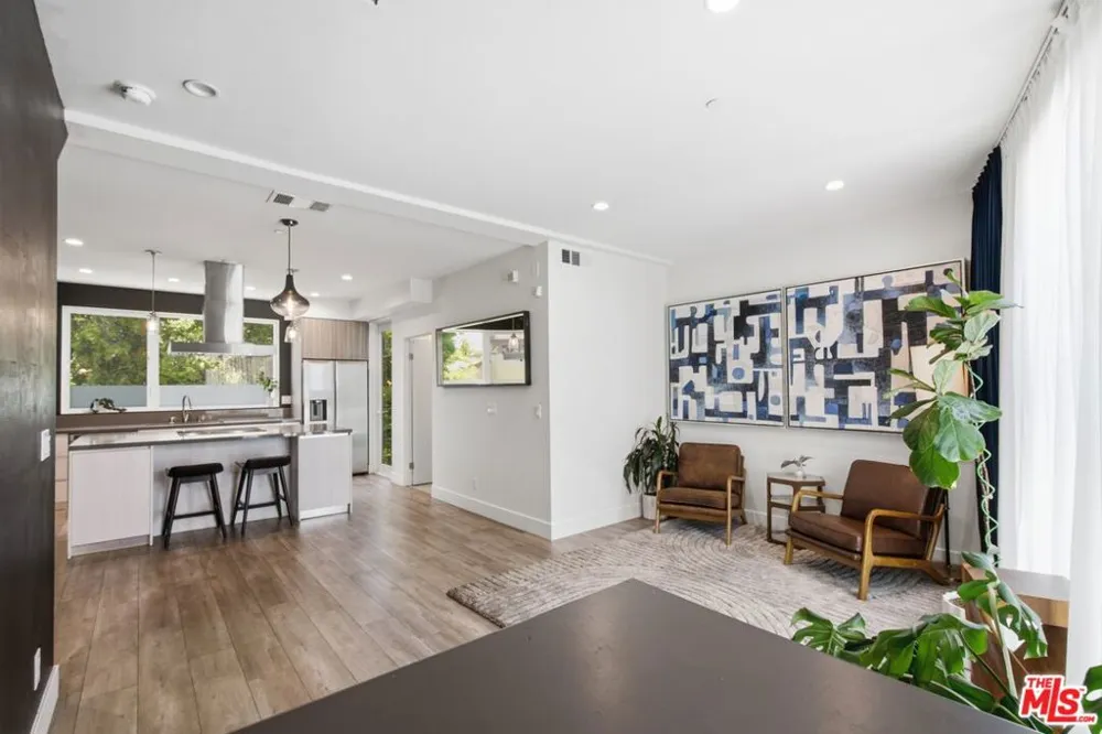 5504 W Olympic Boulevard Los Angeles, CA 90036