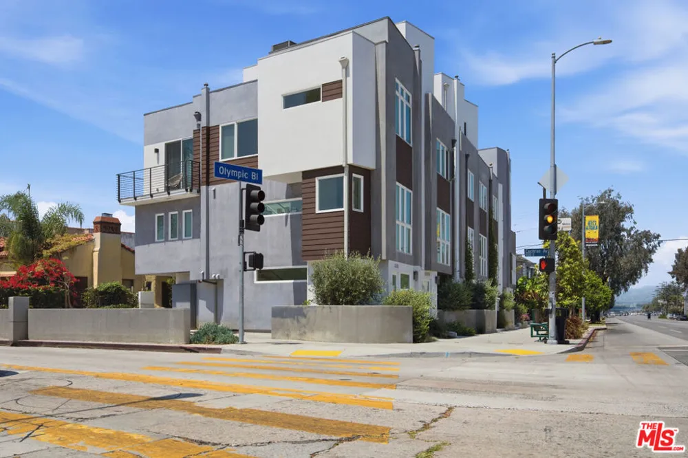 5504 W Olympic Boulevard Los Angeles, CA 90036