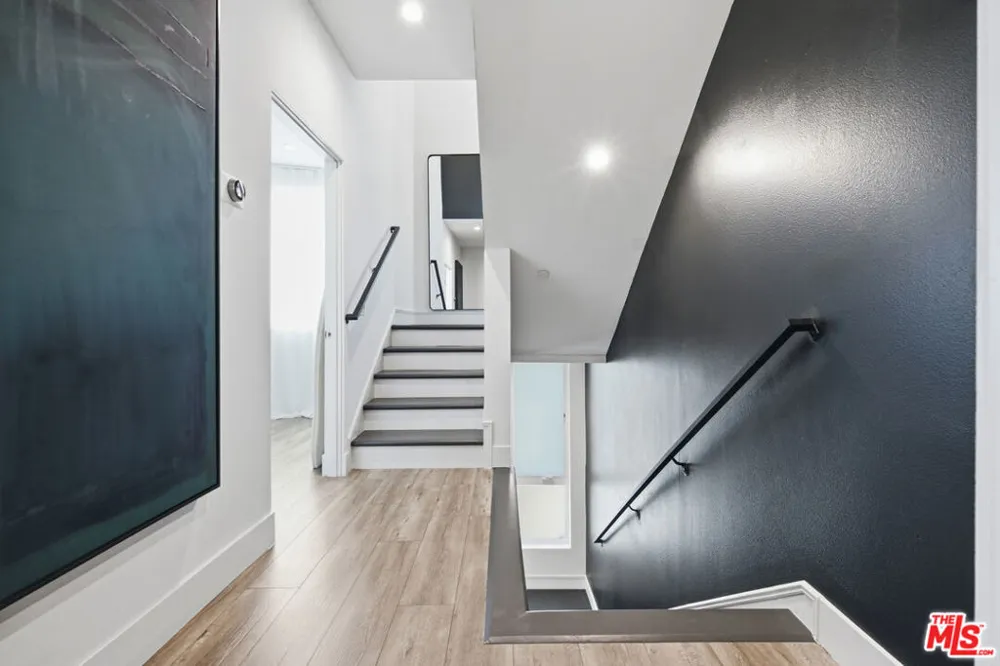 5504 W Olympic Boulevard Los Angeles, CA 90036