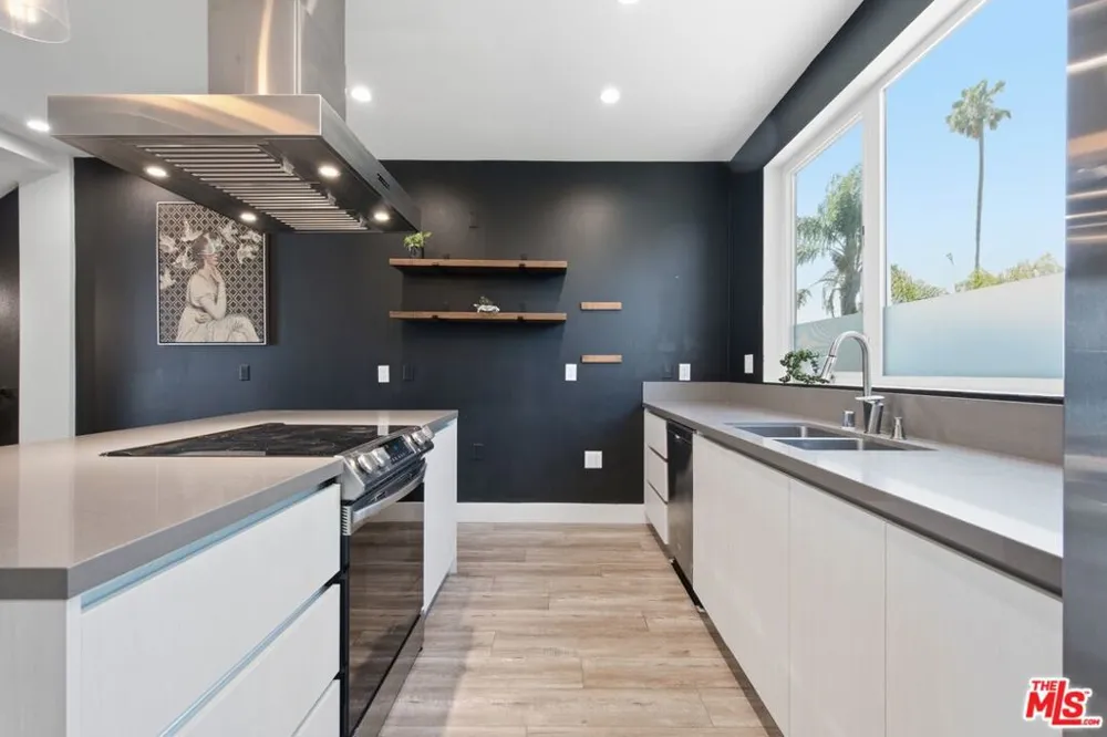 5504 W Olympic Boulevard Los Angeles, CA 90036
