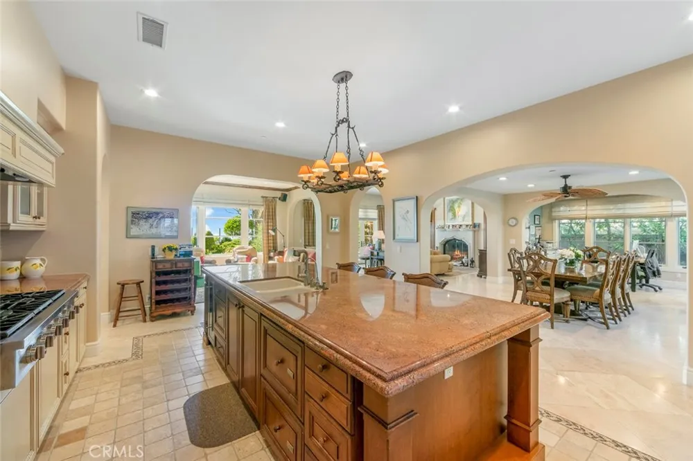 31 Overlook Newport Coast, CA 92657